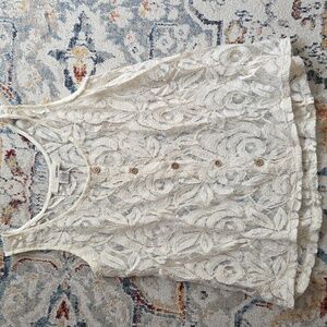 Sans Souci Cream Lace Tank Top